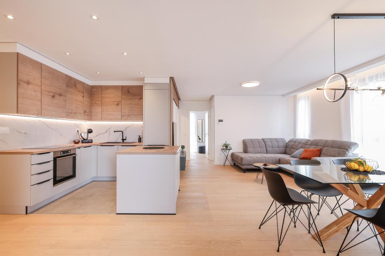Apartman Komod *