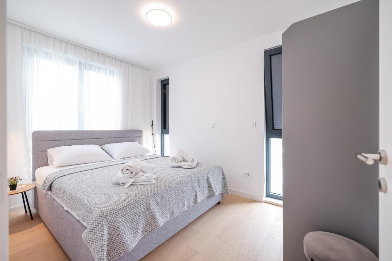 Komod Apartman